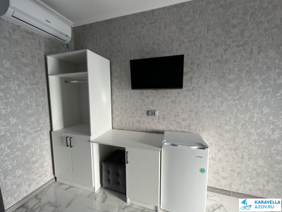 Дом №303 с двором и детской площадкой - 3-местный