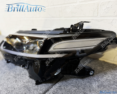 Фары Toyota Camry 70 стиль Lexus