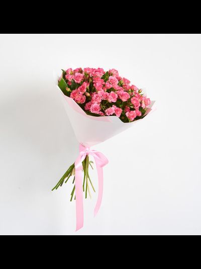 11 розовых кустовых роз