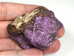 Пурпурит, коллекционный образец, Намибия (47*40*29 мм, 92 г) №27302