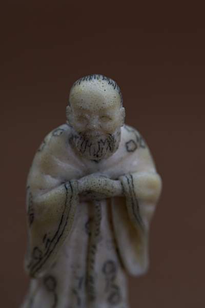 Нэцкэ "Монах"