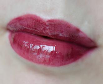 Масляный блеск для губ NYX Butter Lip Gloss 22 Devil's Food Cake