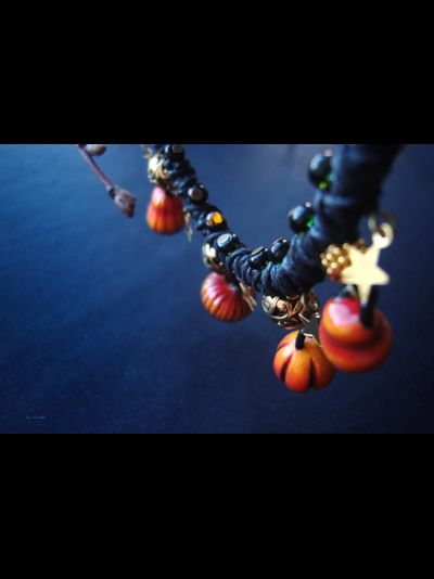 Короткое колье &quot;Час Звезды - время чудес&quot; с подвесками-тыковками и чешским стеклом
