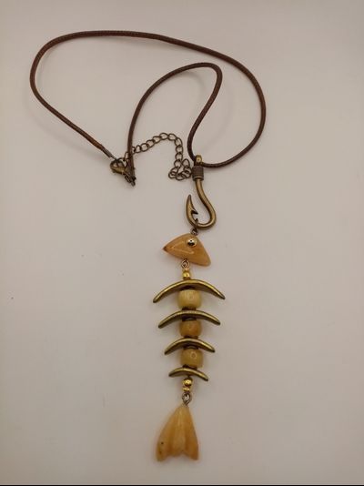 Подвеска ручная работа.