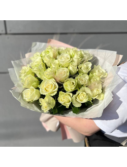 Букет из 25 белых роз