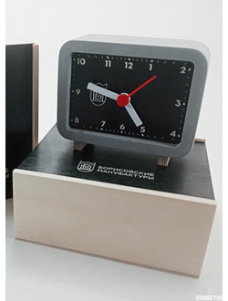 Часы настольные RETRO. "Борисовские Мануфактуры"