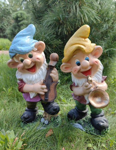 Гном с гитарой 43*22см   1,8кг   полистоун Россия 2390/091036-3*