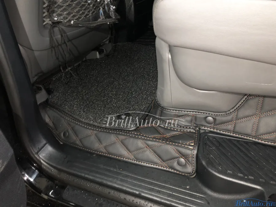 3D коврики из эко кожи Toyota Land Cruiser 200