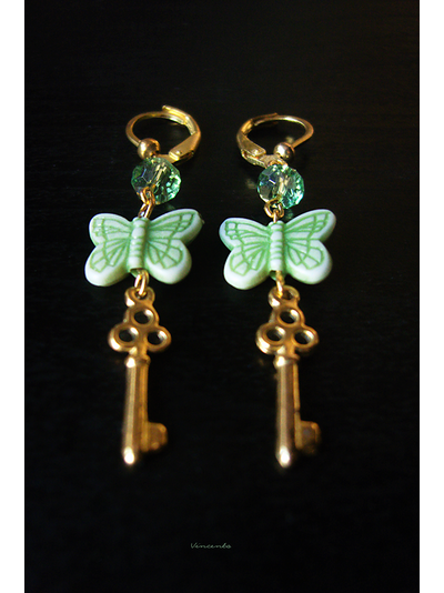 Серьги с бабочками и ключиками &quot;Сказка о Салаточке&quot;