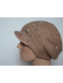 Бежевая вязаная кепка с козырьком Италия Vizio 6922