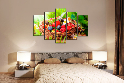Модульная картина "Лесные ягоды"