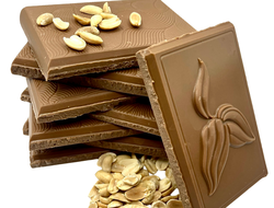 Арахисовый молочный шоколад