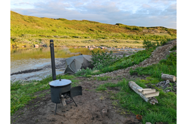 Кемпинг на полуострове Рыбачий