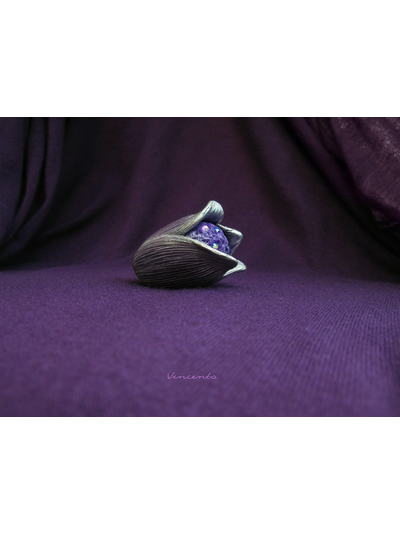 Кольцо "Цветок Сумерки". Кольцо в виде волшебного цветка со стразами Сваровски