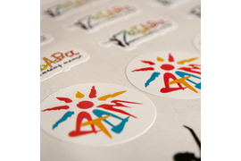 Печать наклеек и стикеров