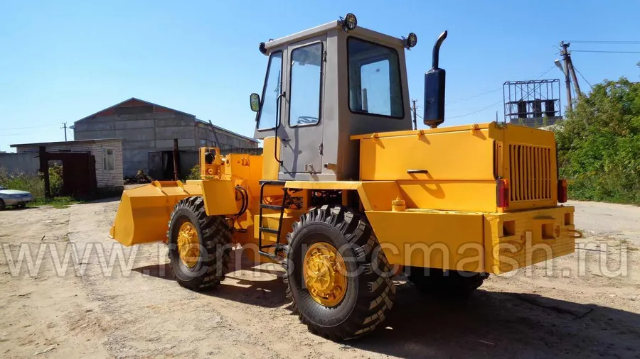 Фронтальный погрузчик ТО-30, капитальный ремонт