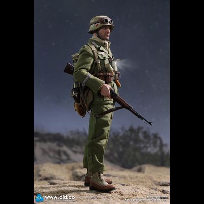 ТРЕСНУЛ УГОЛОК - Солдат немецкого африканского корпуса - КОЛЛЕКЦИОННАЯ ФИГУРКА 1/6  WW2 German Africa Corps WH Infantry – Burk (D80152) - DID