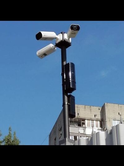 BOXFORCAM Труба с фланцем 150 см. для крепления уличных модемов, элементов слаботочного оборудования систем безопасности, интернет вещей, IT (чёрная/белая)