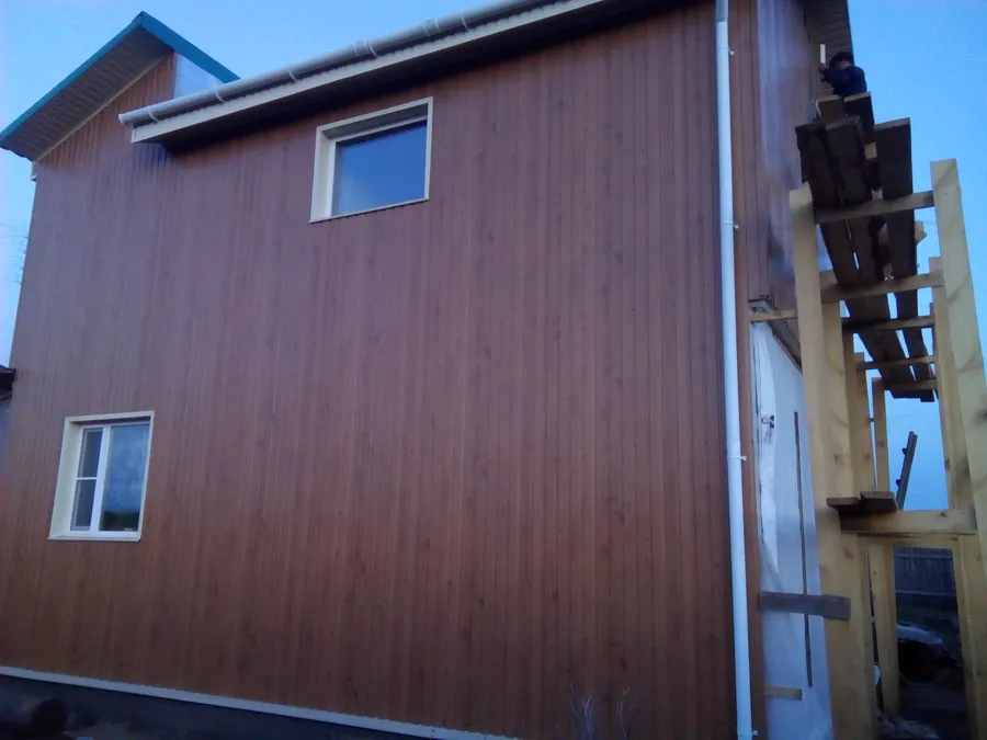 Монтаж водосточной системы.