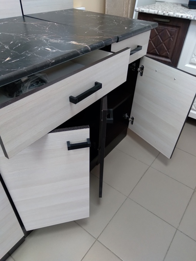 Стол рабочий Н600-1Я Мальва (Эра)