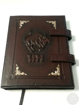 подарок руководителю, именной ежедневник, ежедневник купить, ежедневник из натуральной кожи, блокнот