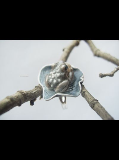 &quot;Мглистая лягушка&quot;, необычное кольцо с речным жемчугом