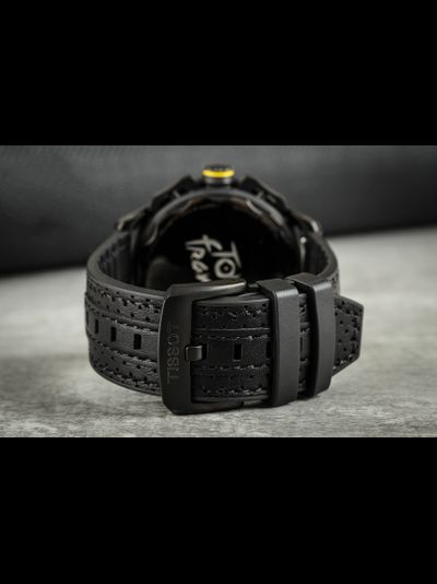 Швейцарские часы Tissot T135.417.37.051.00