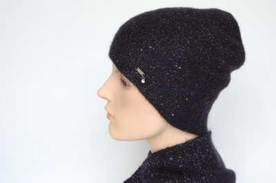 Черная женская шапка с пайетками Vizio Италия 8058 CY