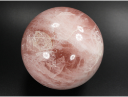 Шар Розовый кварц, Мадагаскар (70 мм, 486 г) №35382