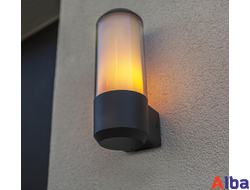 Светильник настенный уличный для подсветки фасада дома