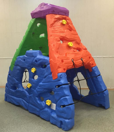 Детский скалодром «Альпинист»