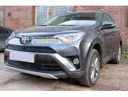 Защита радиатора Toyota Rav 4 2015-2019 (с камерой) black верх PREMIUM