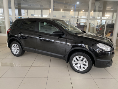 Nissan Qashqai 1.6 CVT, 2013