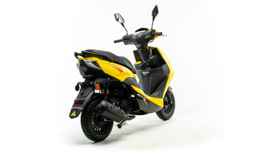 Скутер Motoland FS желтый