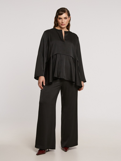 Блуза нарядная черная