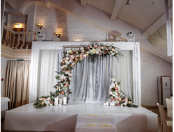 Арка для выездной церемонии "Портал2"