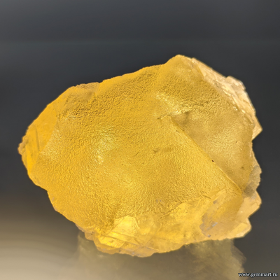 Кальцит, исландский шпат. Россия. 80*48*55мм