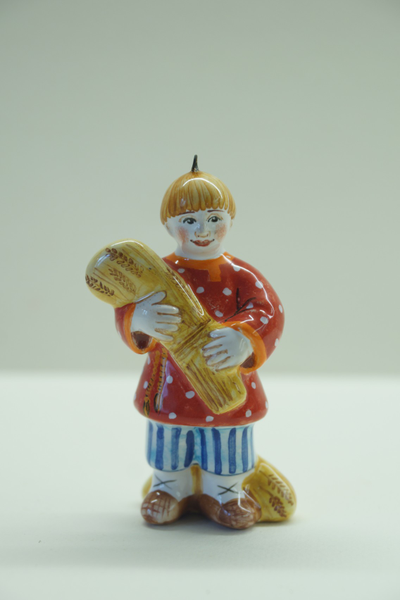 Мальчик со снопом