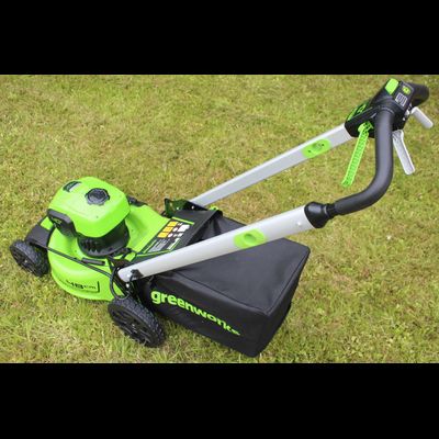 Аккумуляторная газонокосилка Greenworks GD40LM48SP