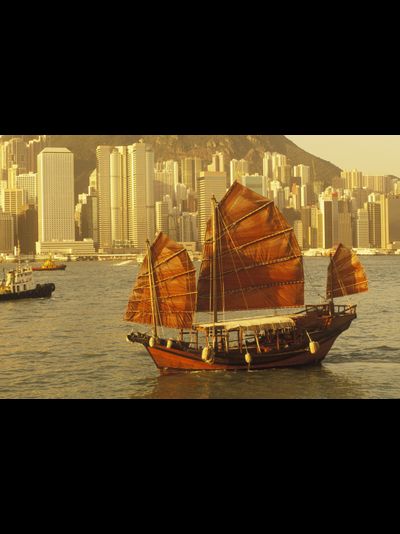 Купить греющую картину с фото парусник в городе