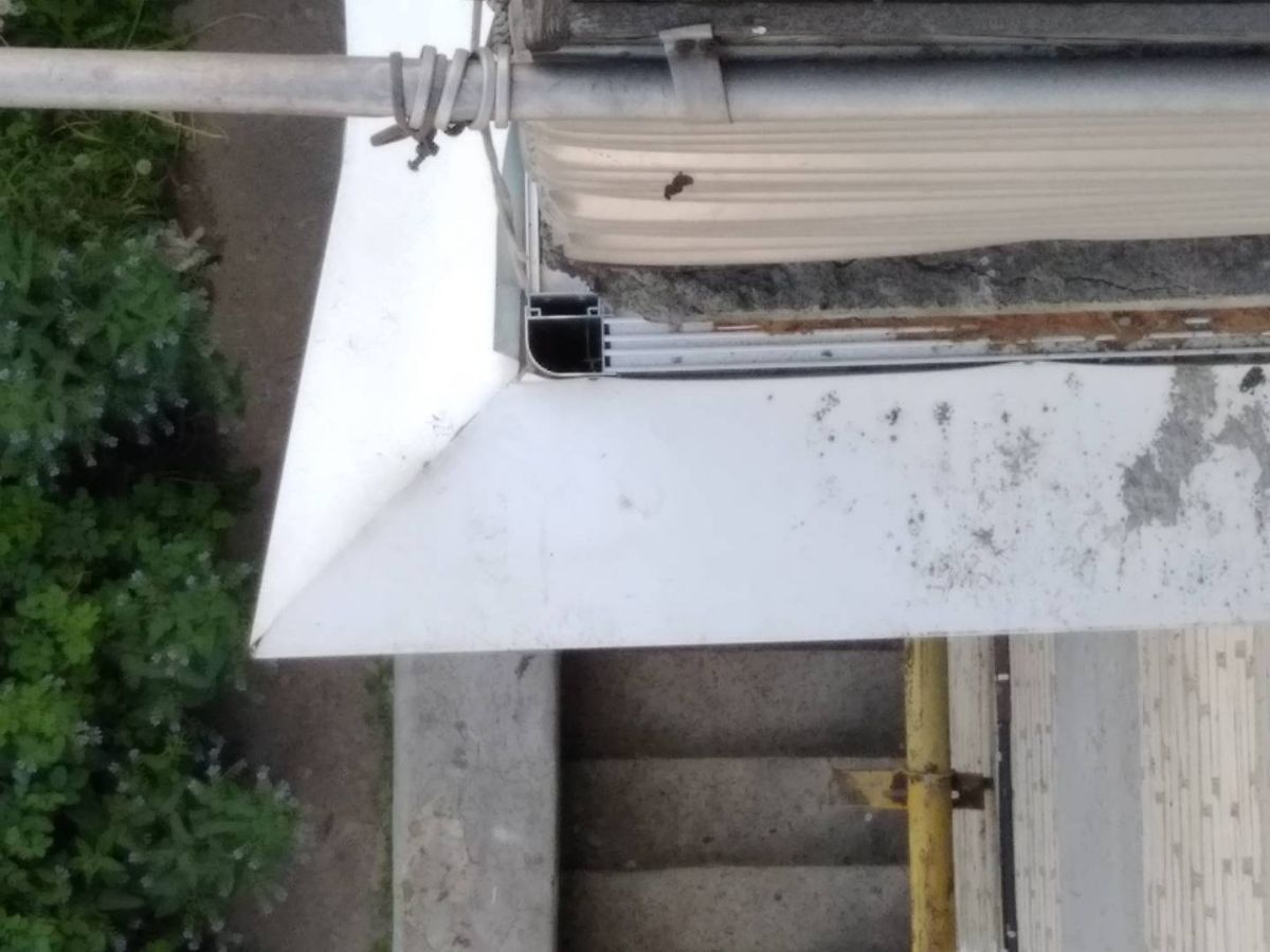 Чем покрасить бетонную плиту на балконе от плесени