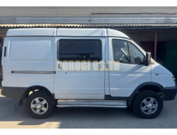 Пороги с накладным листом Папа Тюнинг d42 для ГАЗель Соболь 4х4 лифтованный