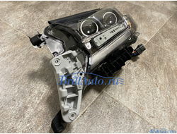 Фары Toyota Land Cruiser 200 черные Executive, БЕГАЮЩИЙ ПОВОРОТНИК