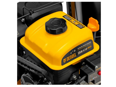 Бензиновая снегоуборочная машина Denzel SBM 610S PRO, 212cc, эл.старт, фара, обогрев