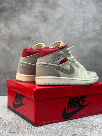 Nike Air Jordan 1 Mid 20th Anniversary