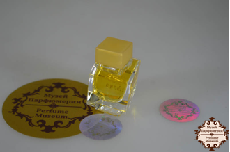 Купить V'E Versace EDP | 4ml — Редкая Винтажная Миниатюра | Интернет Магазин Парфюмерии