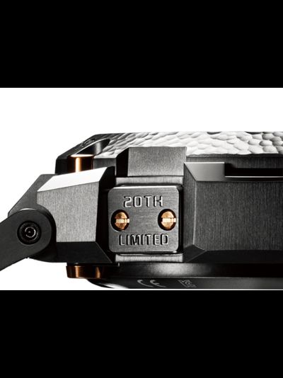 Часы Casio G-Shock MRG-G1000HT-1A