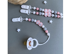 Держатель для пустышки "Розовый енот"