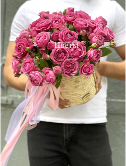 Коробка кустовых роз