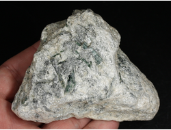 Тальк белый с актинолитом, необработанный, дикий образец, Россия, Северный Кавказ, КЧР (94*65*30 мм, 240 г) №37781